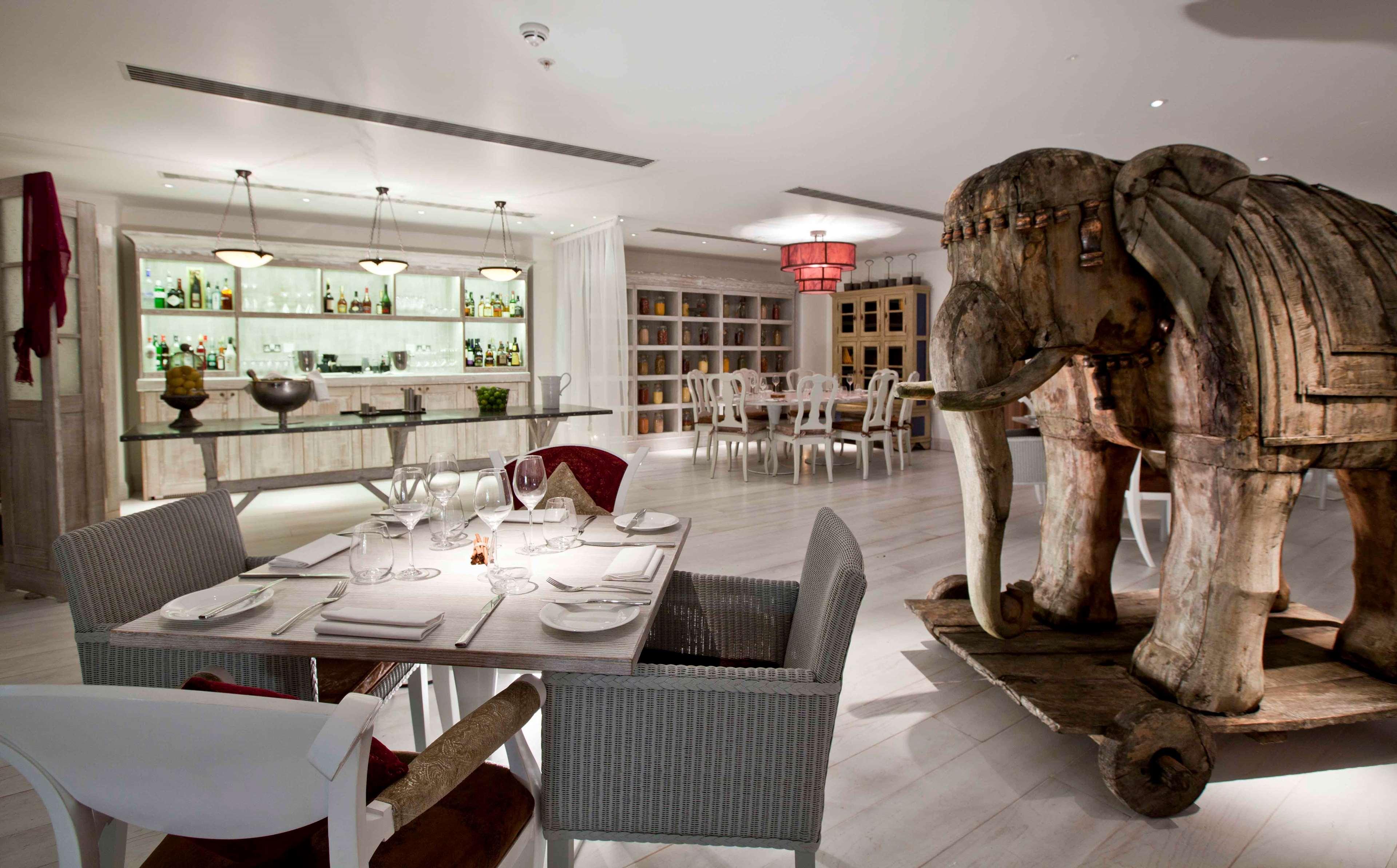 Hilton London Heathrow Airport Terminal 5 Hotel Hillingdon Nhà hàng bức ảnh
