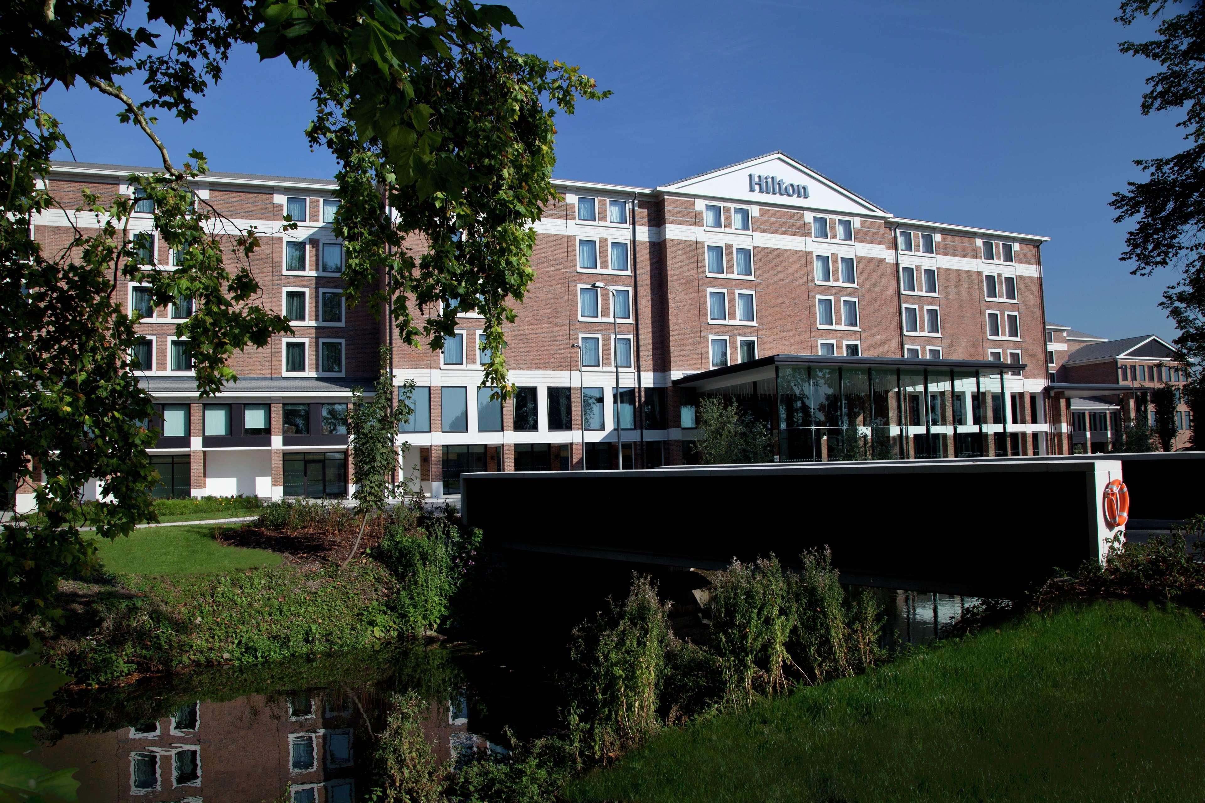 Hilton London Heathrow Airport Terminal 5 Hotel Hillingdon Ngoại thất bức ảnh