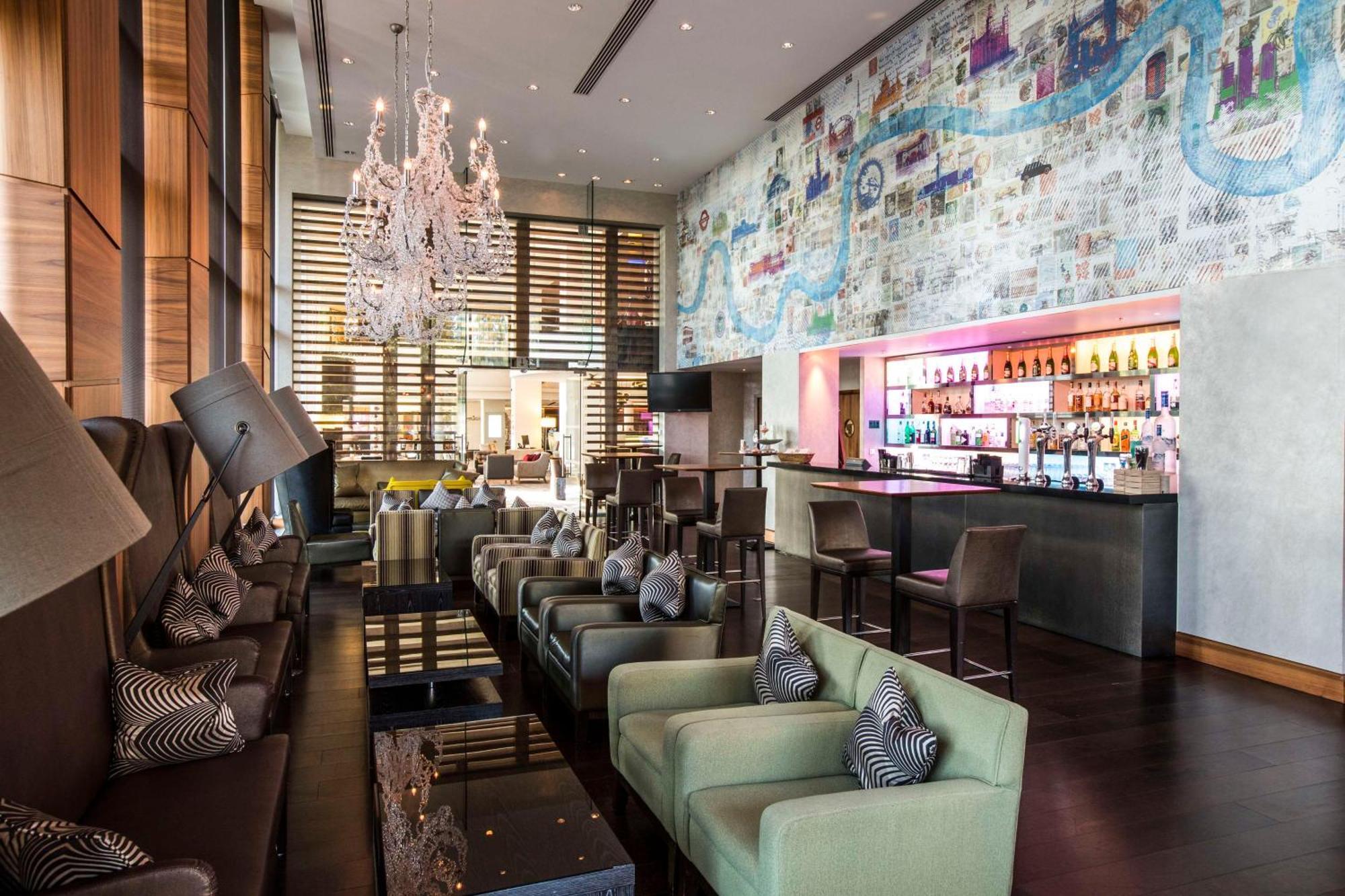 Hilton London Heathrow Airport Terminal 5 Hotel Hillingdon Ngoại thất bức ảnh
